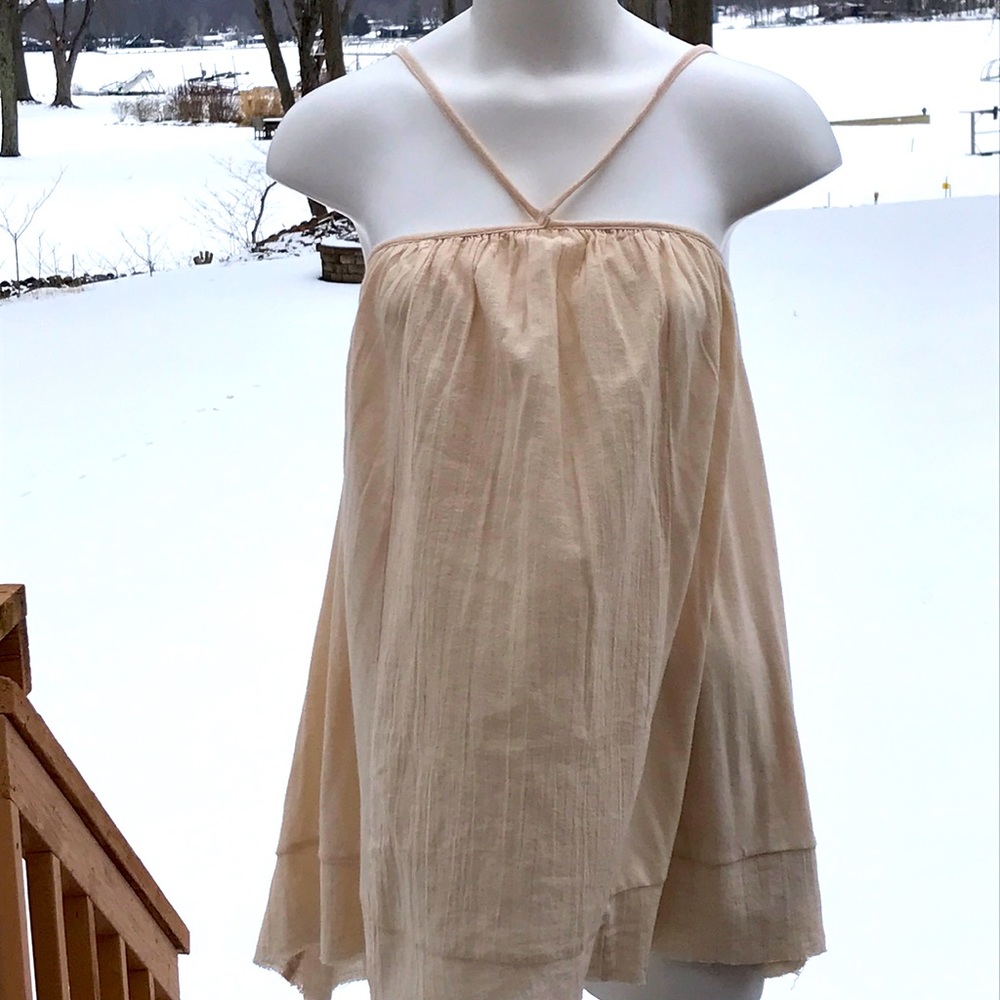 NWOT Urban Outfitters swing top M